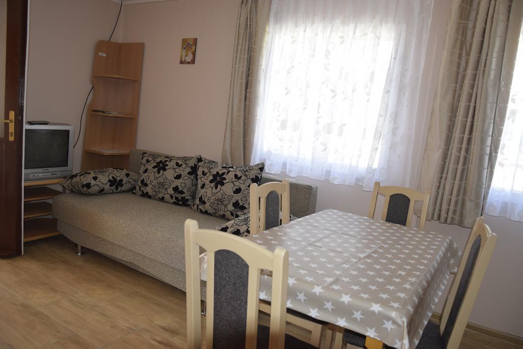 Fortuna Apartmanhazak Bogacs Exterior photo